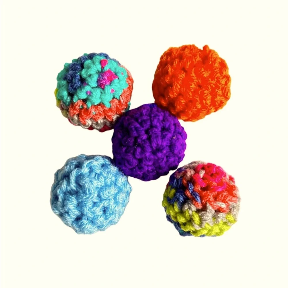 HAND CRAFTED Colorful Yarn Crochet Potent Organic Catnip Lot of 10 Cat Toy Balls